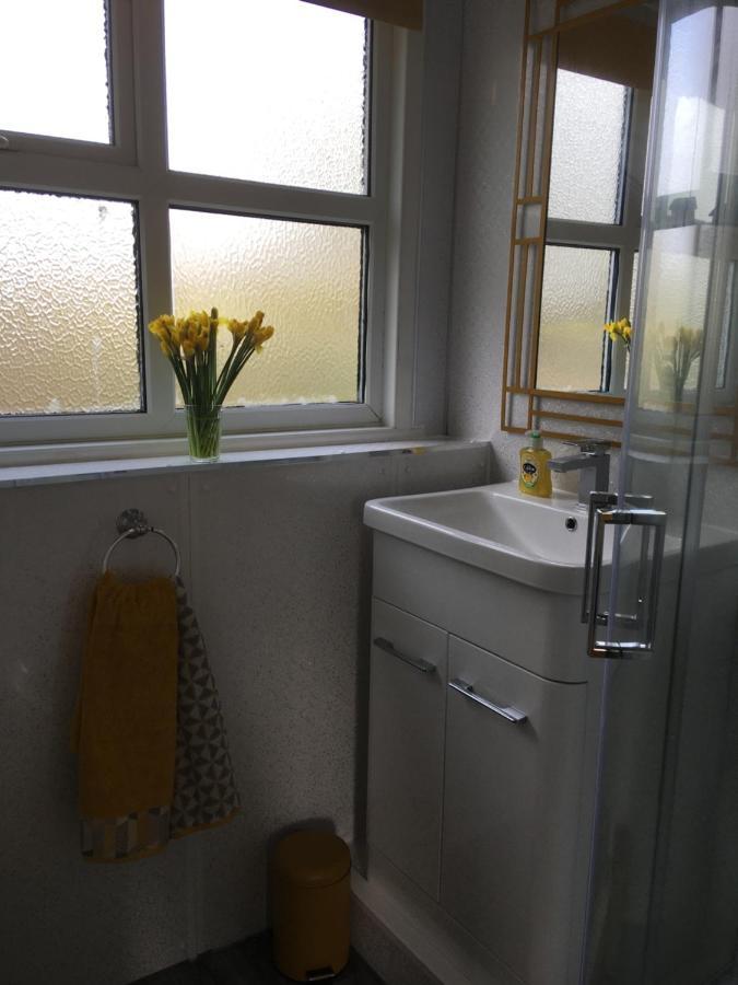 8 Sandy Bottom Sandown Bay Holiday Park, Reduced Ferry, Please Contact Us Exterior foto