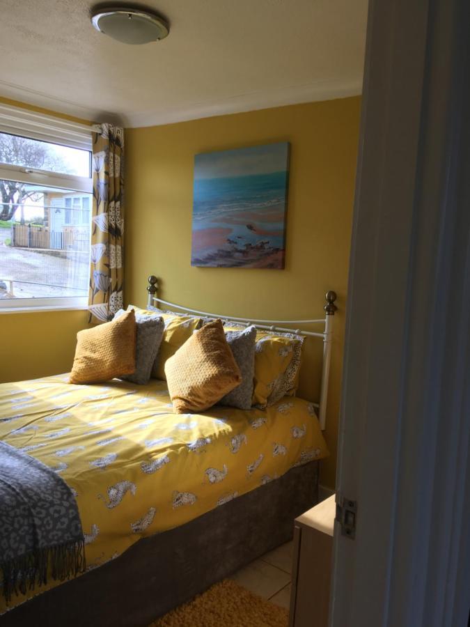 8 Sandy Bottom Sandown Bay Holiday Park, Reduced Ferry, Please Contact Us Exterior foto